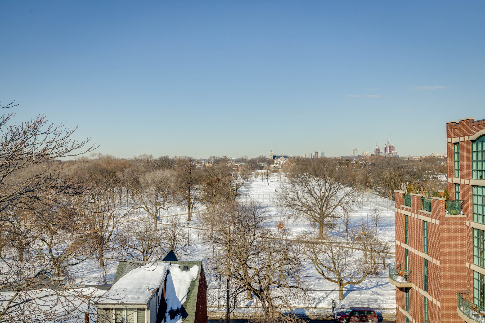 Toronto property showcase — delivered property photograph 25