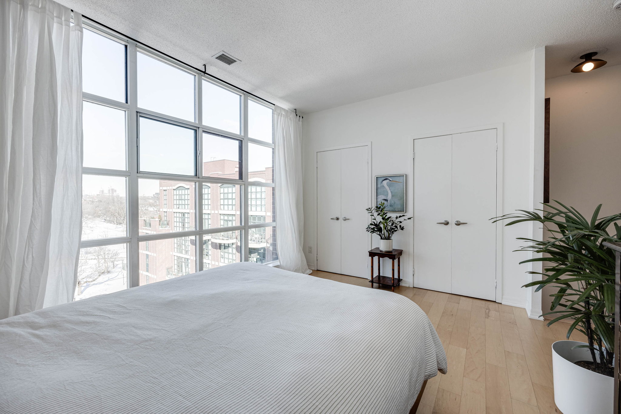 Toronto property showcase — delivered property photograph 19