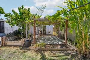 W Brazil St-S0408-033.jpg