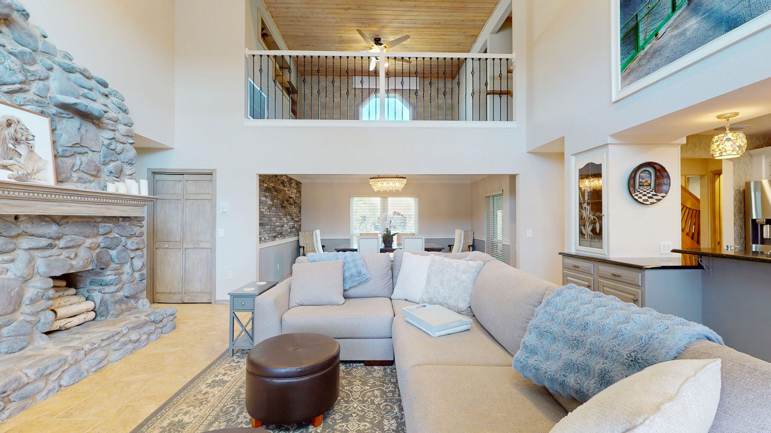 9011 Baywood Living Dining-4
