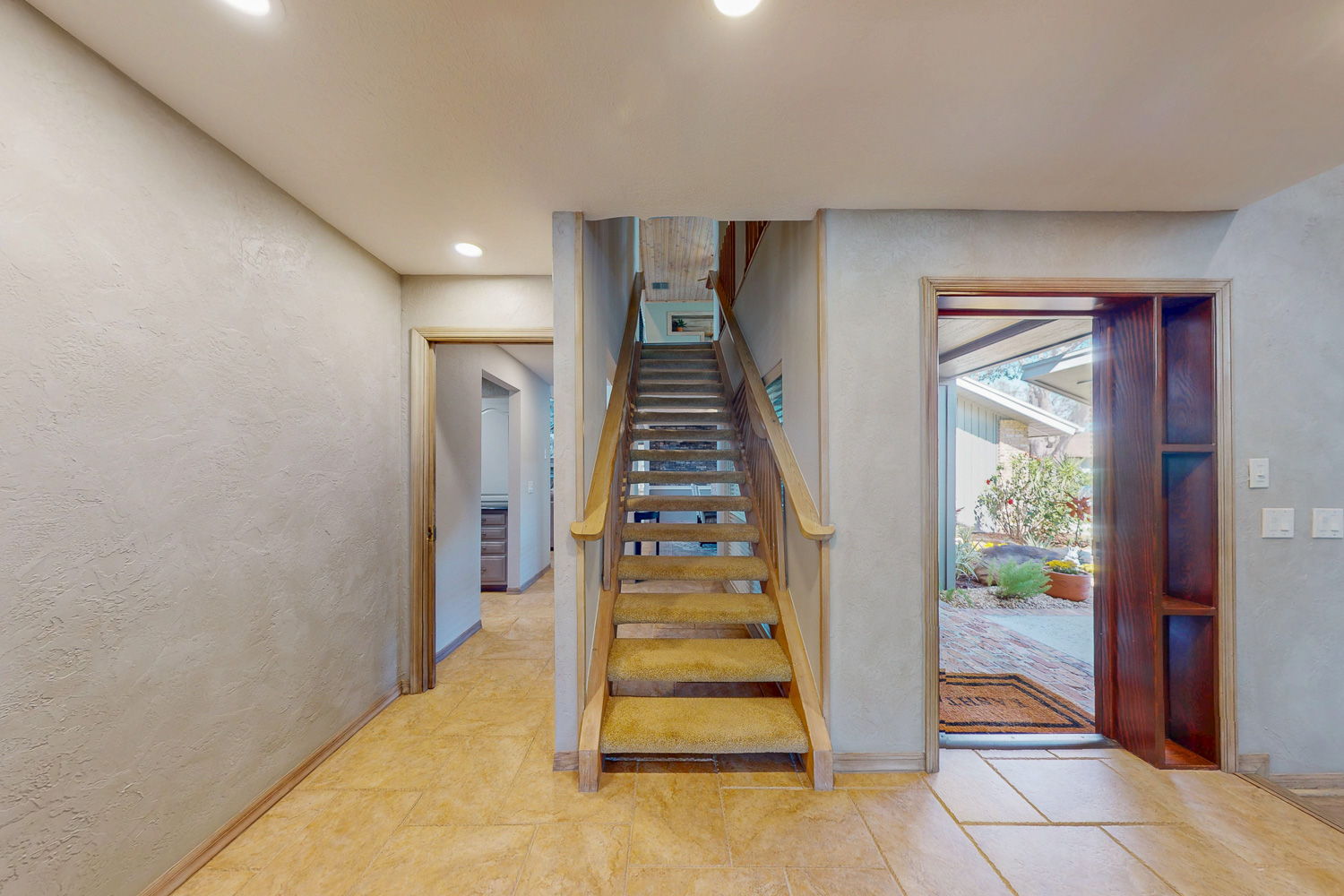 9011 Baywood Stairs-3