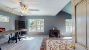 9011 Baywood upperbed rooms-10