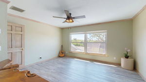 9011 Baywood upperbed rooms-01