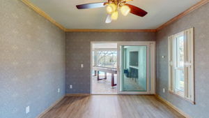 9011 Baywood 2nd Bed Bath-5