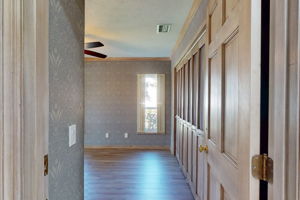 9011 Baywood 2nd Bed Bath-8