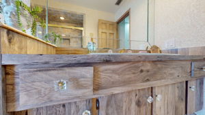 9011 Baywood 2nd Bed Bath-2