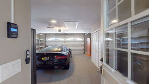 9011 Baywood Laundry Garage-07