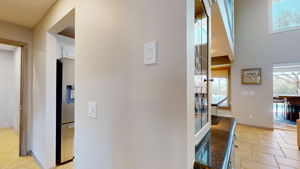 9011 Baywood Living Dining-09