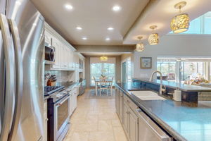 9011 Baywood Kitch Nookj-9