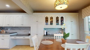 9011 Baywood Kitch Nookj-3