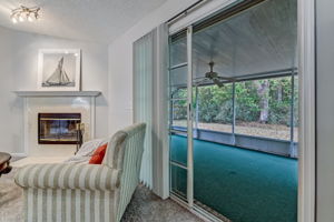 Living Room/Screened-in Porch