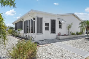 31st Ave E-1705-002.jpg