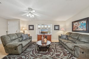 31st Ave E-1705-008.jpg