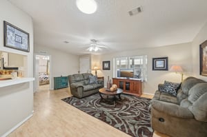 31st Ave E-1705-009.jpg