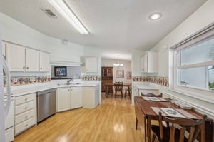 31st Ave E-1705-014.jpg