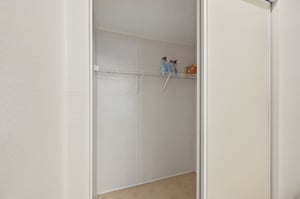 31st Ave E-1705-025.jpg