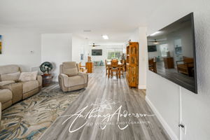  Photo 0