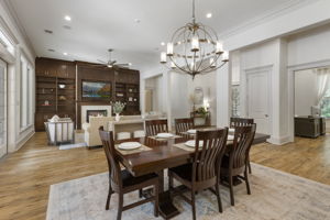  Photo 33