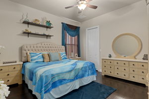  Photo 46