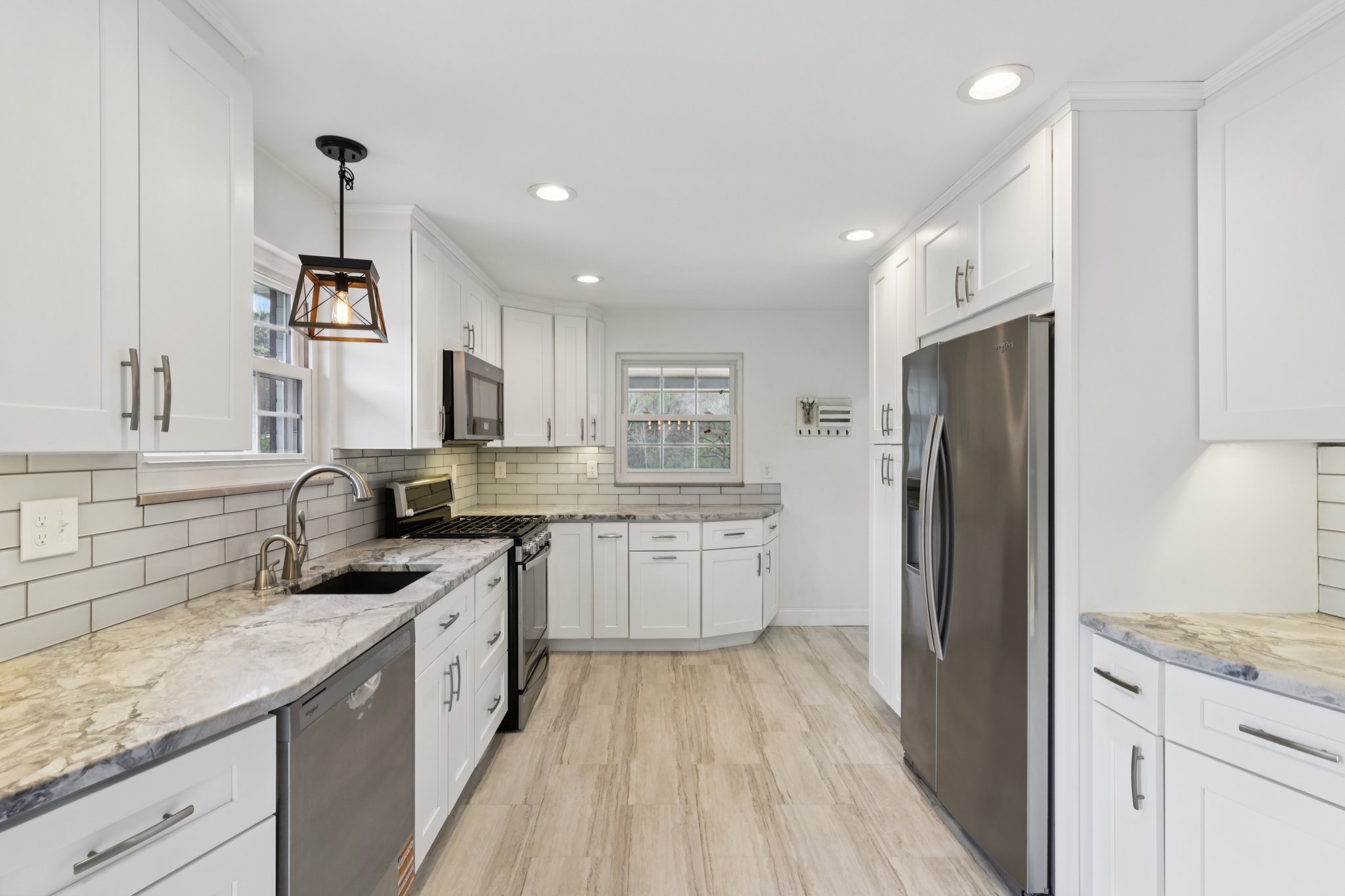 Marjorie Dr-S1704-019.jpg