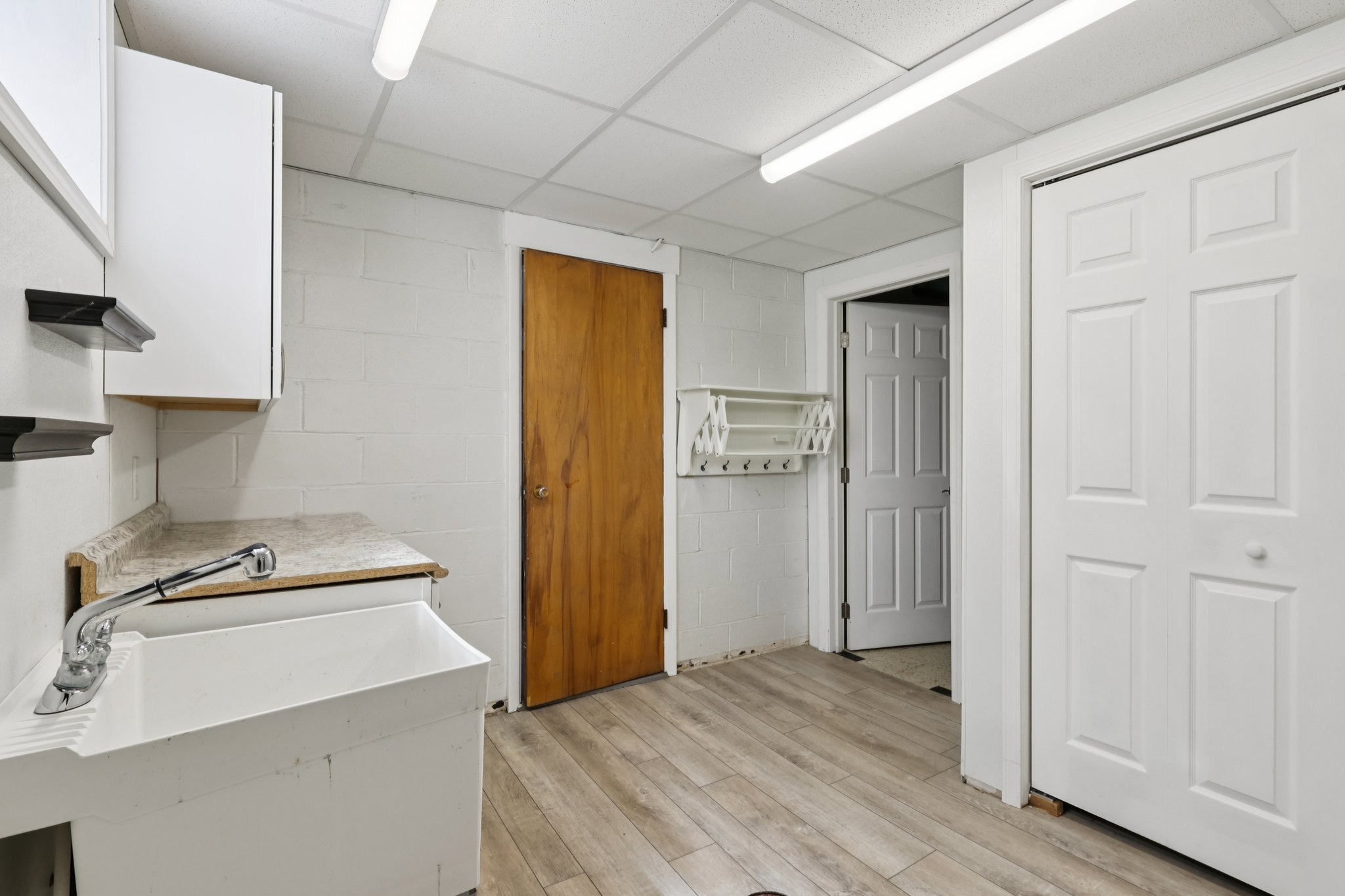 Marjorie Dr-S1704-046.jpg