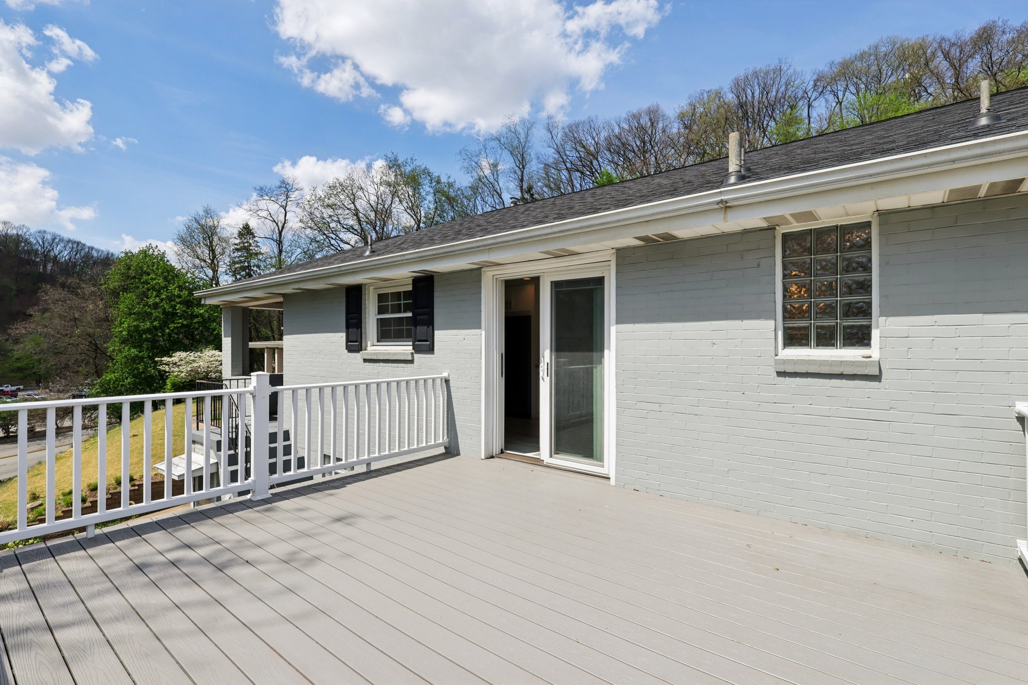 Marjorie Dr-S1704-051.jpg