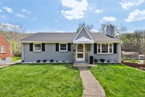 Marjorie Dr-S1704-001.jpg