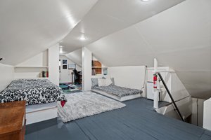  Photo 31