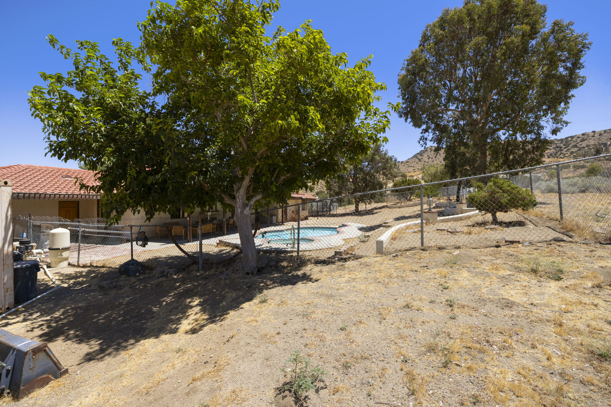  Photo 44