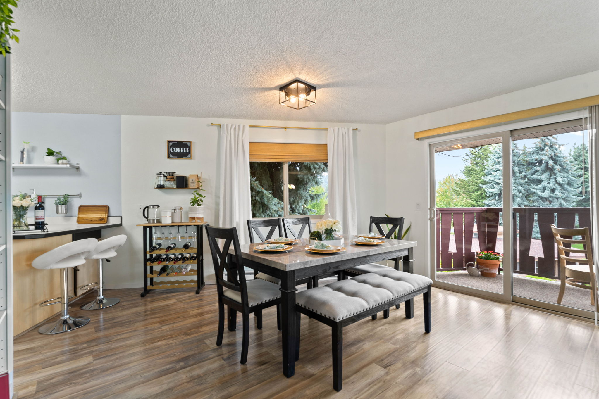 Dining Room/Kitchen