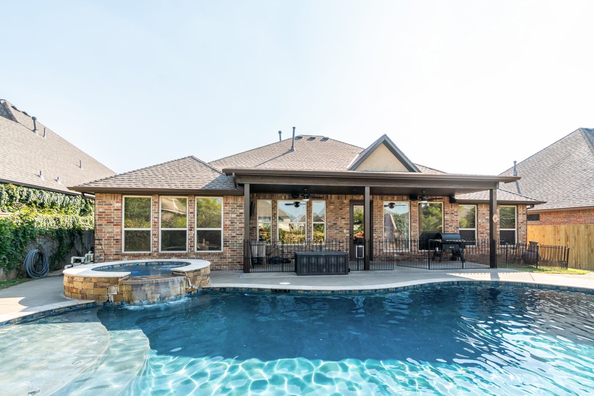 9021 NW 148th Pl_011 (2).jpg