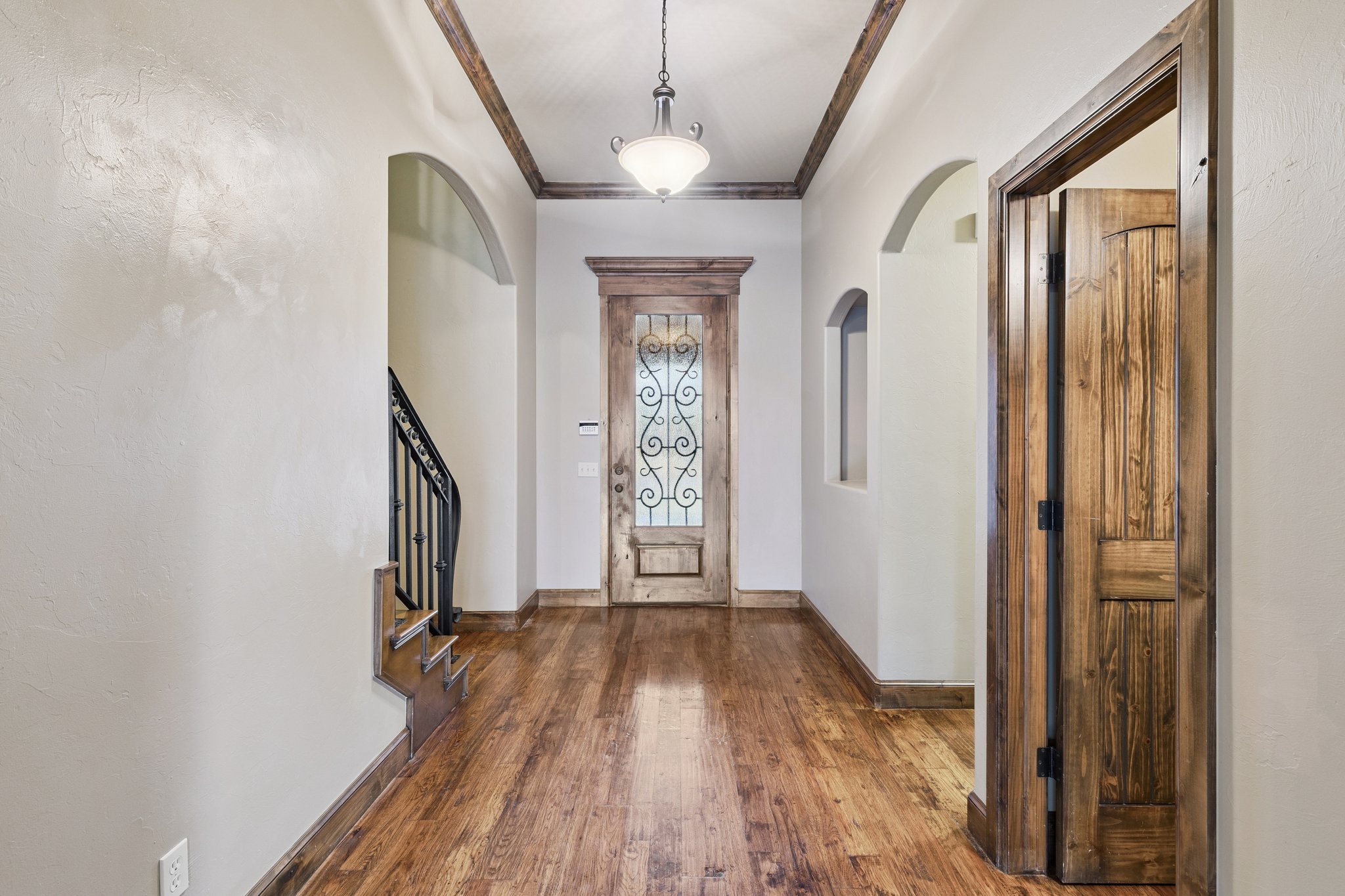 9021 NW 148th Pl_001 (3).jpg