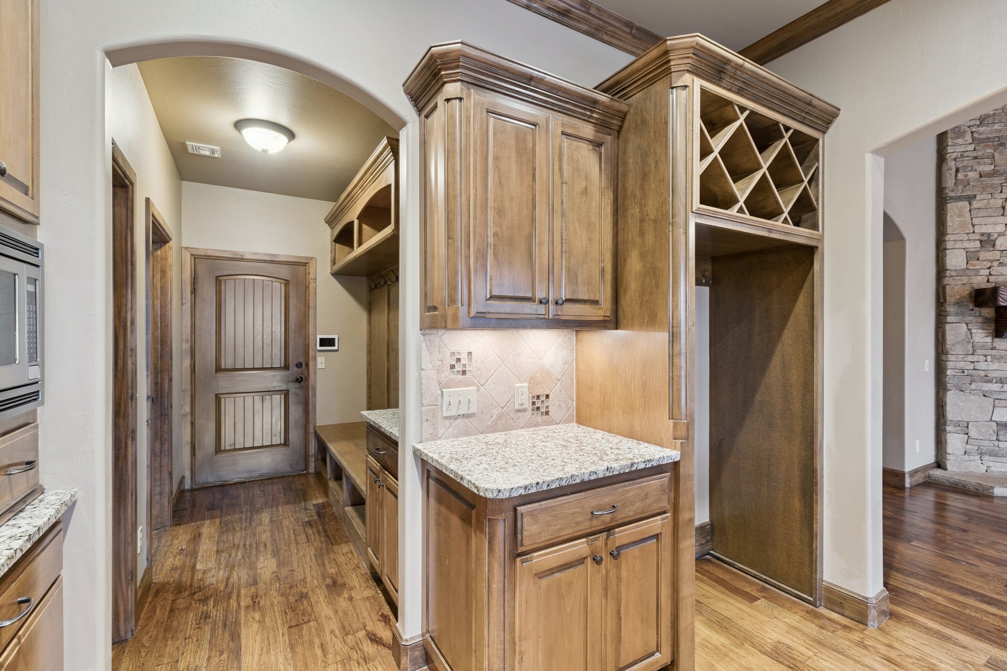 9021 NW 148th Pl_002 (3).jpg