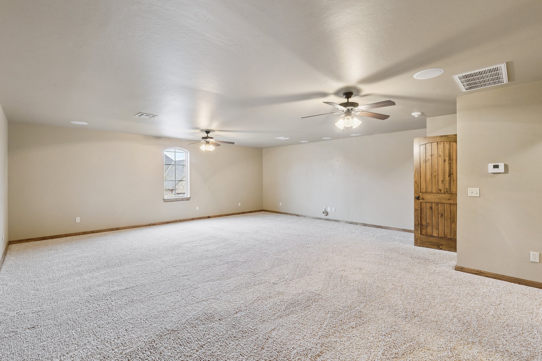 9021 NW 148th Pl_005 (3).jpg