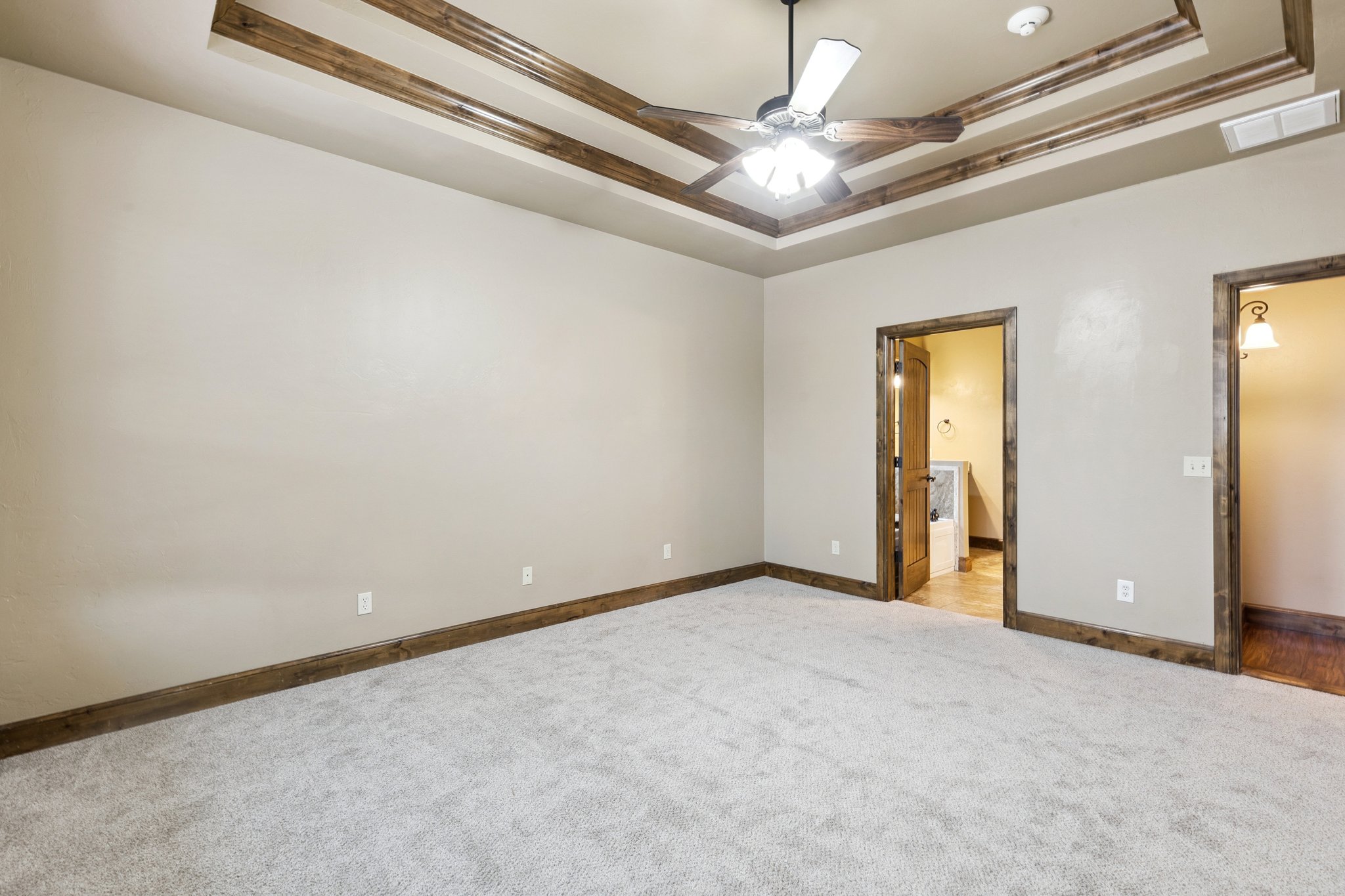 9021 NW 148th Pl_012 (2).jpg