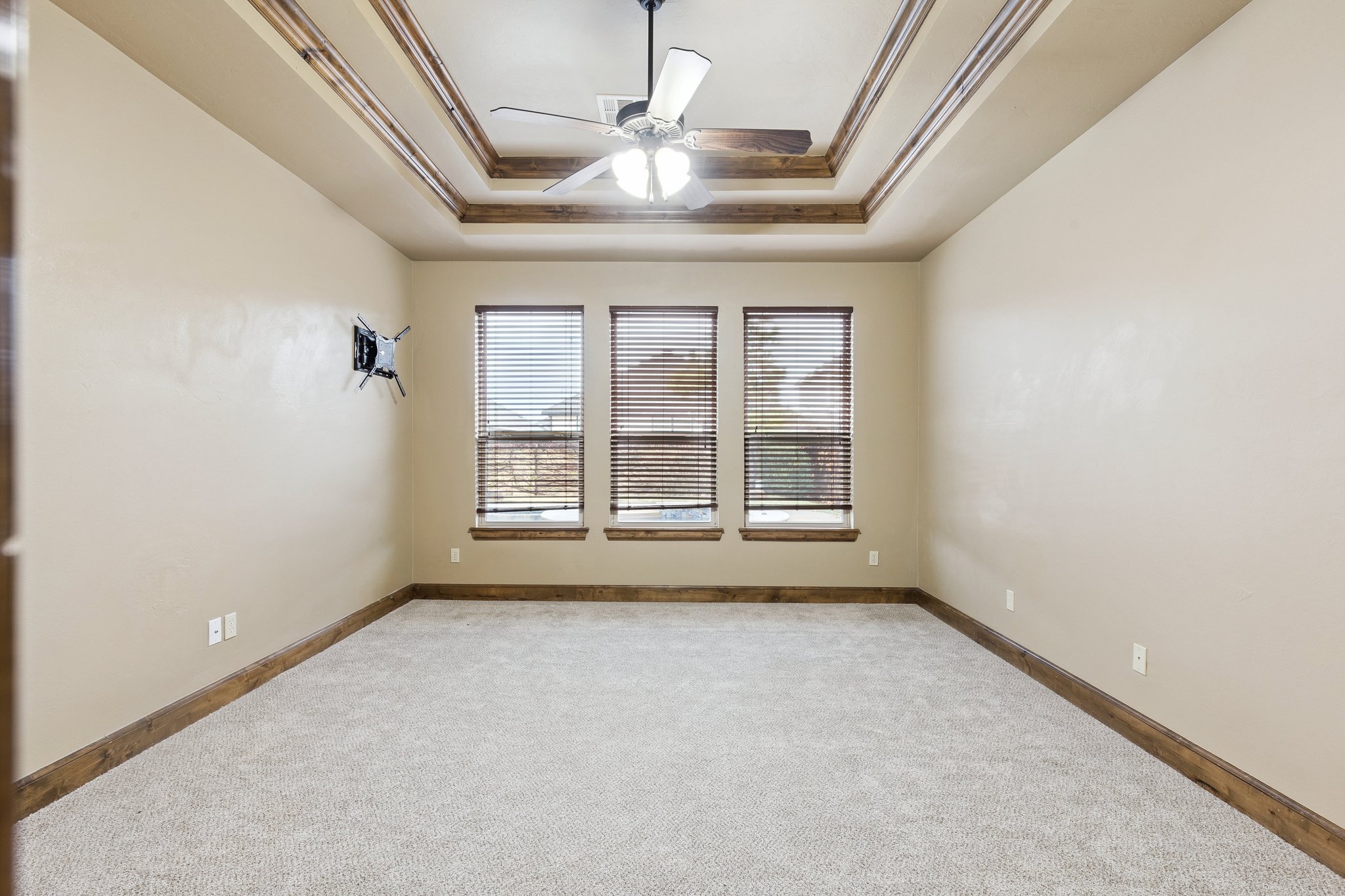 9021 NW 148th Pl_014 (2).jpg