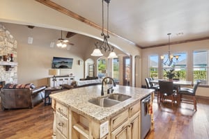 9021 NW 148th Pl_013.jpg
