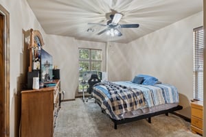9021 NW 148th Pl_030.jpg