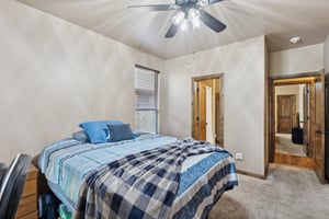 9021 NW 148th Pl_031.jpg