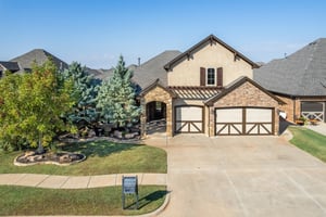 9021 NW 148th Pl_004 (2).jpg