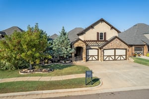 9021 NW 148th Pl_005 (2).jpg