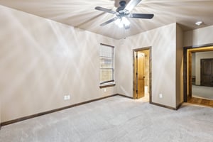 9021 NW 148th Pl_016 (2).jpg