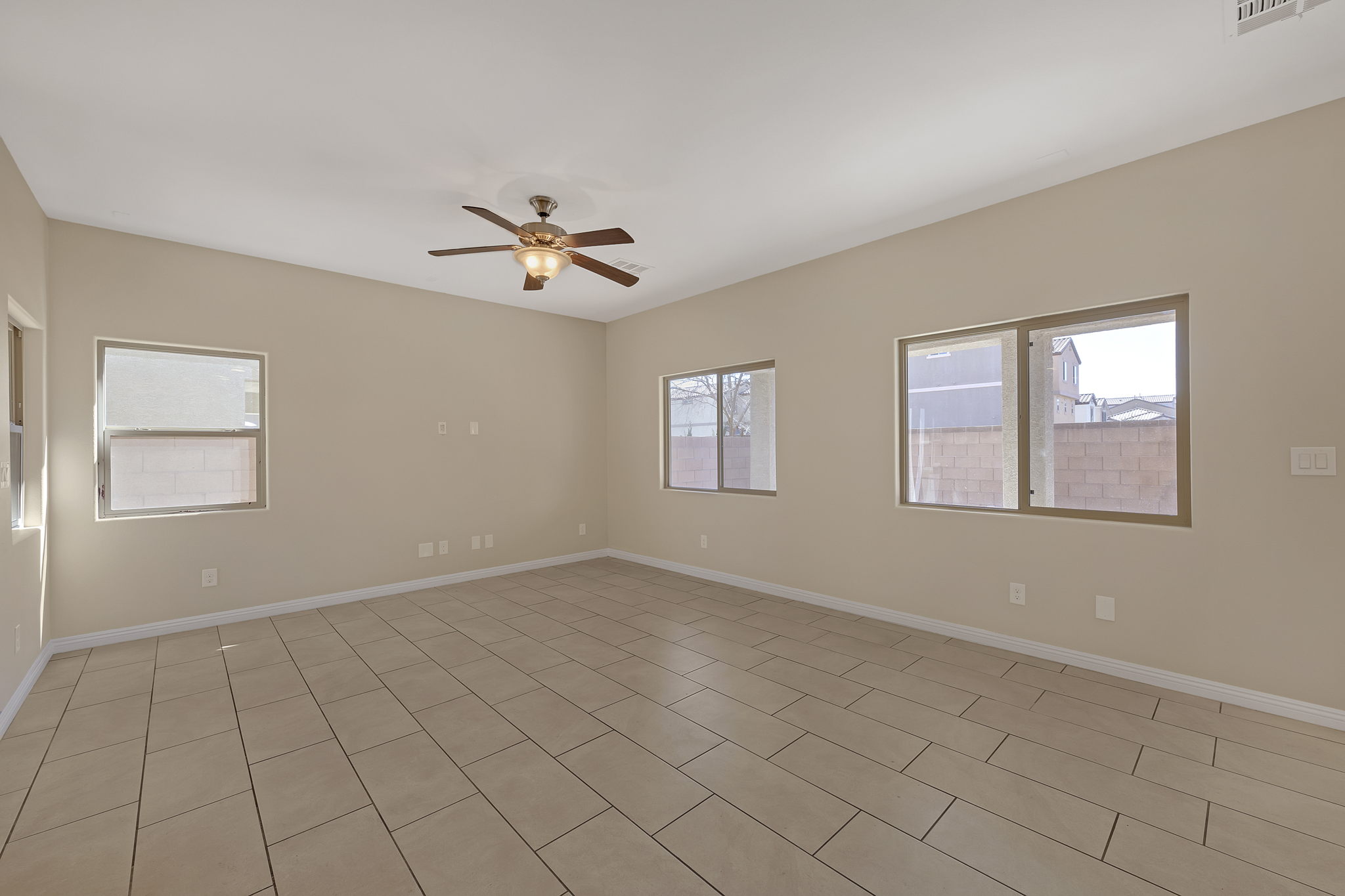 9023 Mastodon Ave, Las Vegas, NV 89149, USA Photo 7
