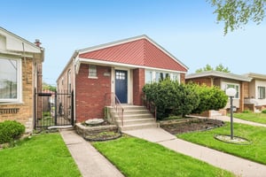 S Oglesby Ave-S0605-002.jpg