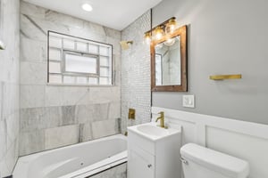 S Oglesby Ave-S0605-012.jpg