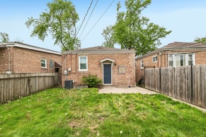 S Oglesby Ave-S0605-026.jpg