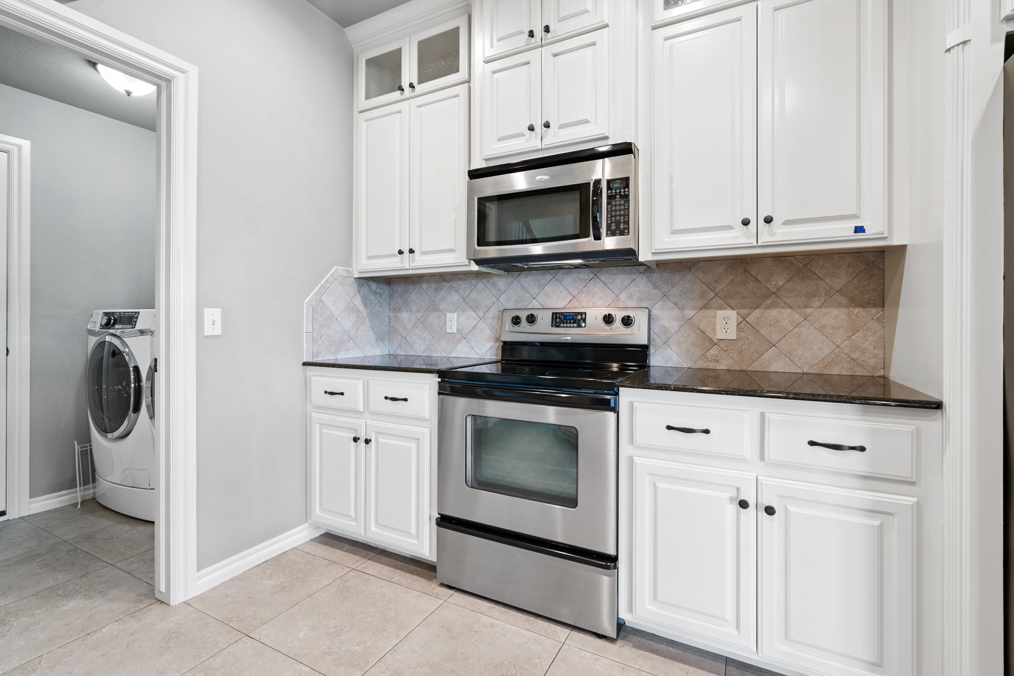 9024 NW 79th Terrace_018.jpg