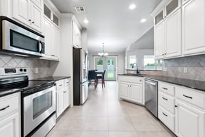 9024 NW 79th Terrace_019.jpg