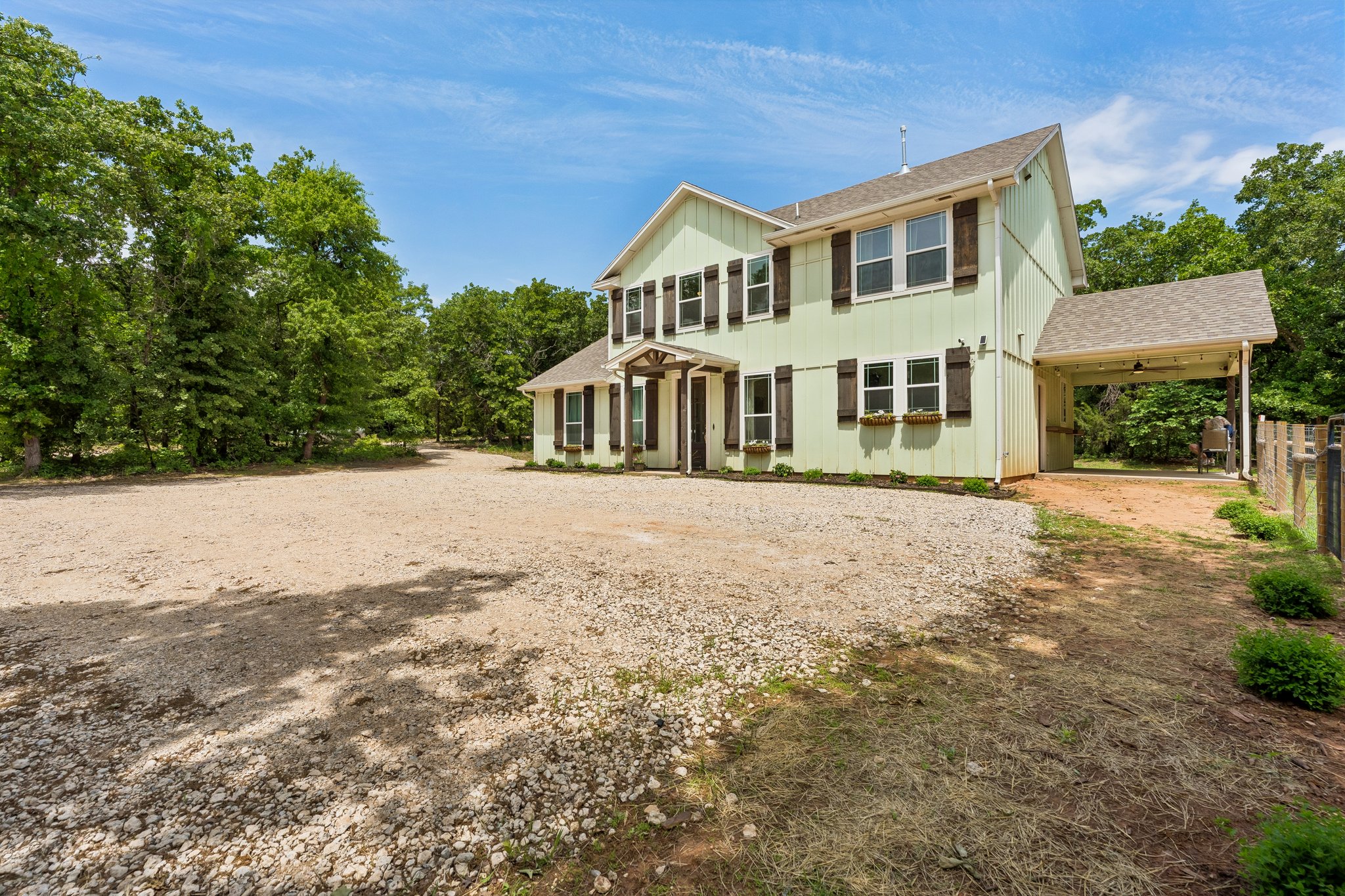 9025 E Charter Oak Rd_009.jpg