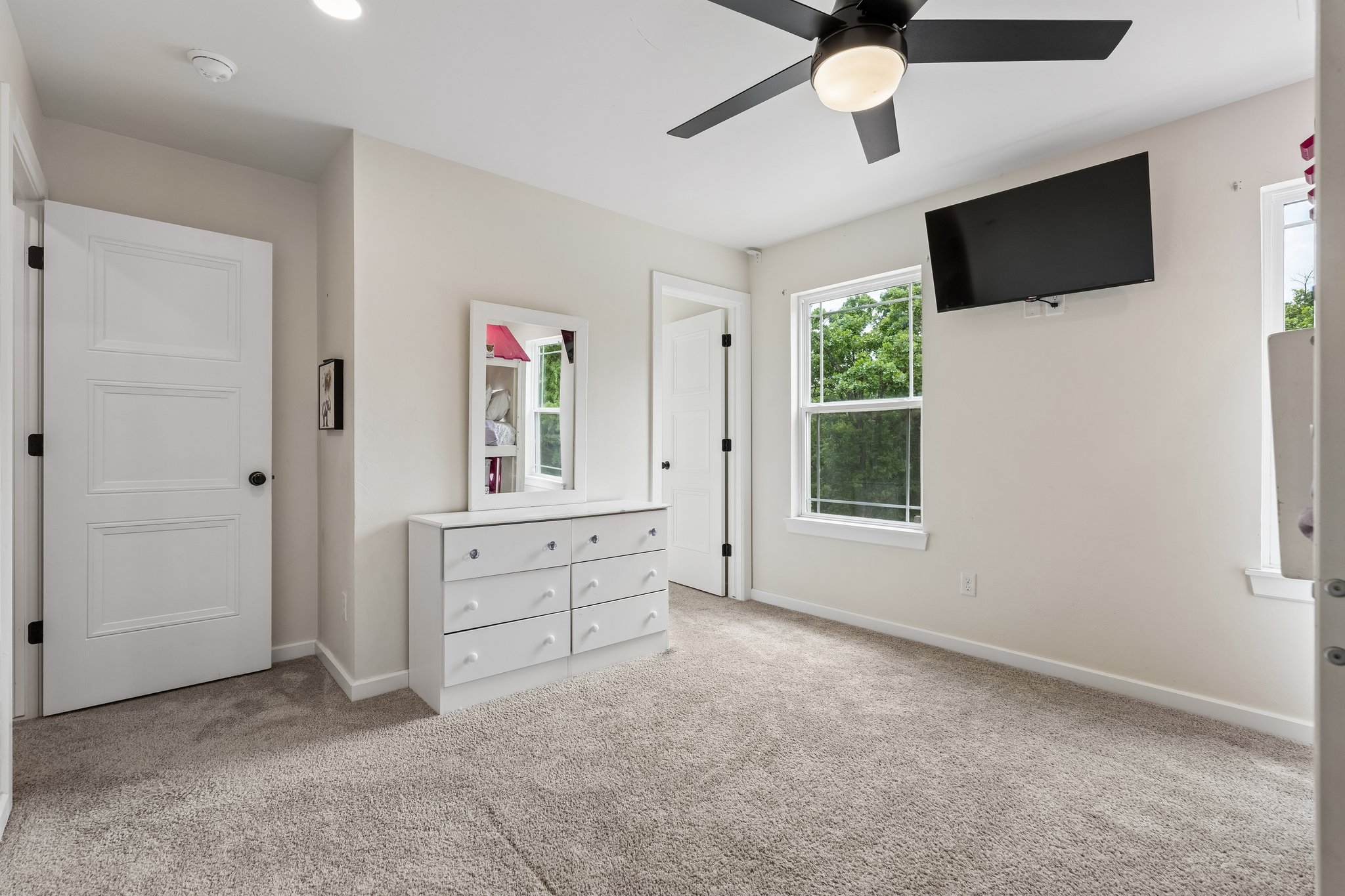 9025 E Charter Oak Rd_048.jpg